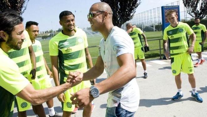 后精准横传 后精准横传