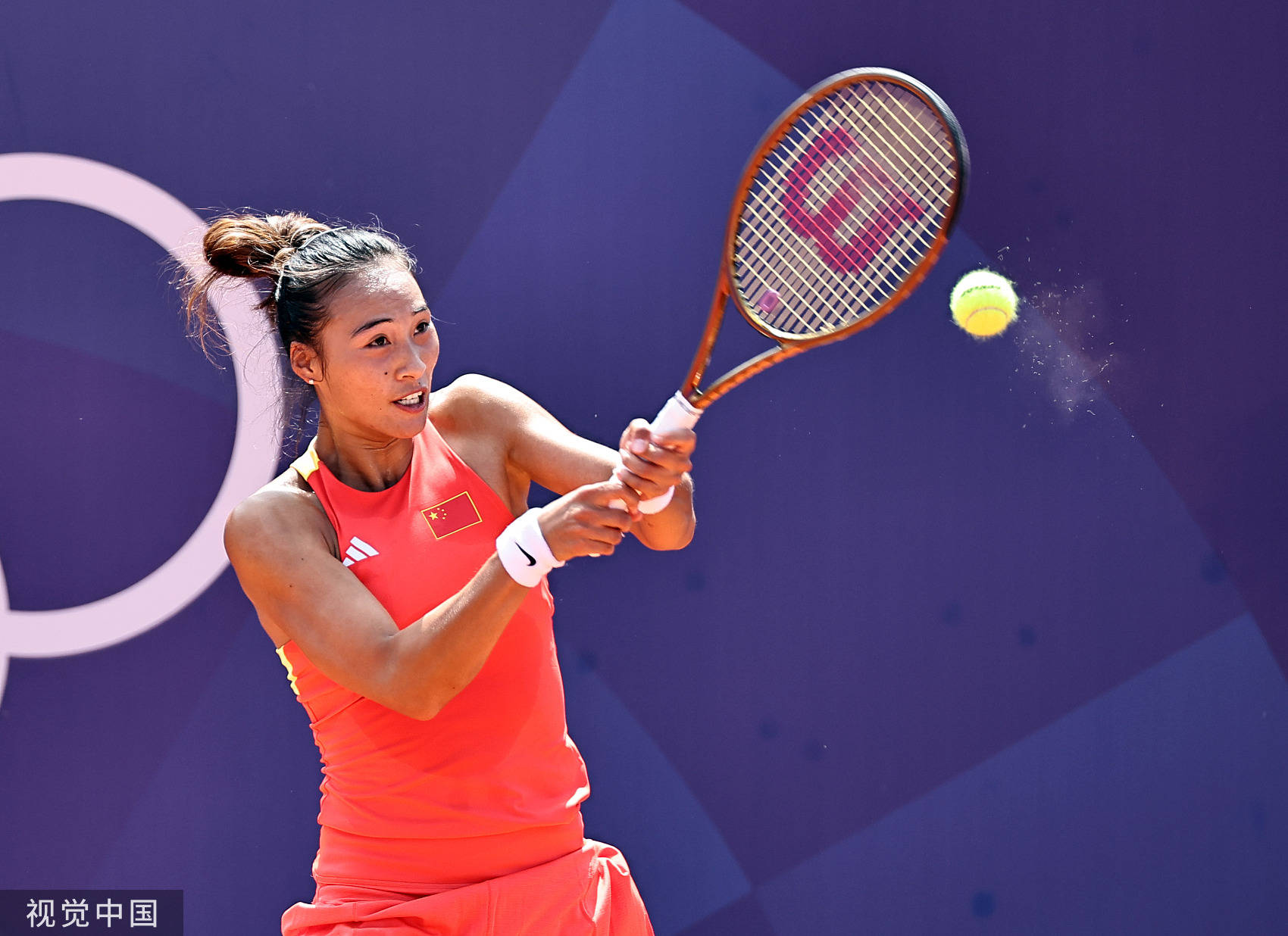 夺冠背后的 夺冠背后的